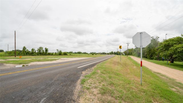 108 CR 240A, Cameron, TX 76520