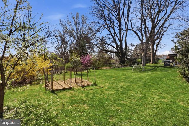 535 E ROSEVILLE RD, Lancaster, PA 17601
