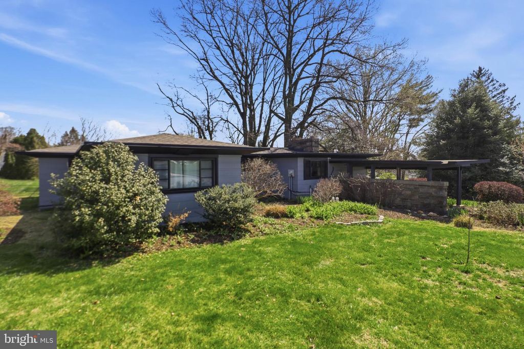 535 E ROSEVILLE RD, Lancaster, PA 17601