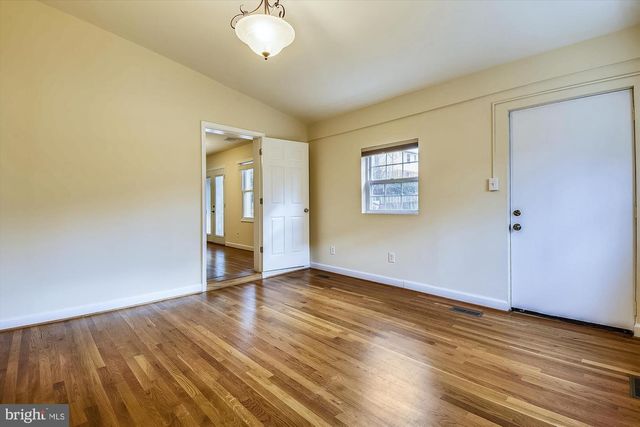 210 E HAMILTON AVE, Silver Spring, MD 20901