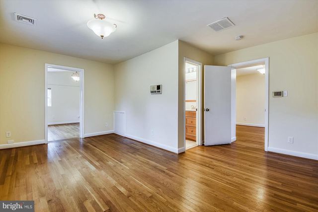 210 E HAMILTON AVE, Silver Spring, MD 20901