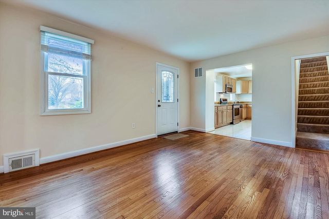 210 E HAMILTON AVE, Silver Spring, MD 20901