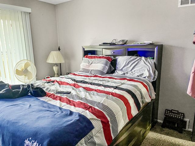 1001 Blackhawk Drive, University Park, IL 60484