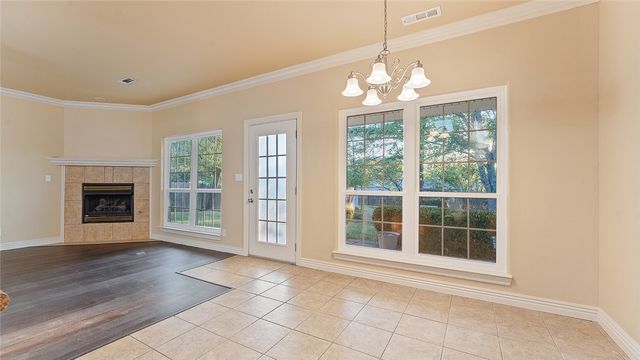 1573 N Cannondale Drive, Fayetteville, AR 72704