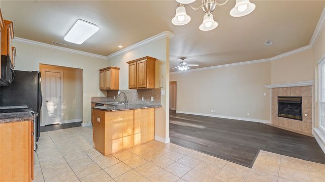 1573 N Cannondale Drive, Fayetteville, AR 72704