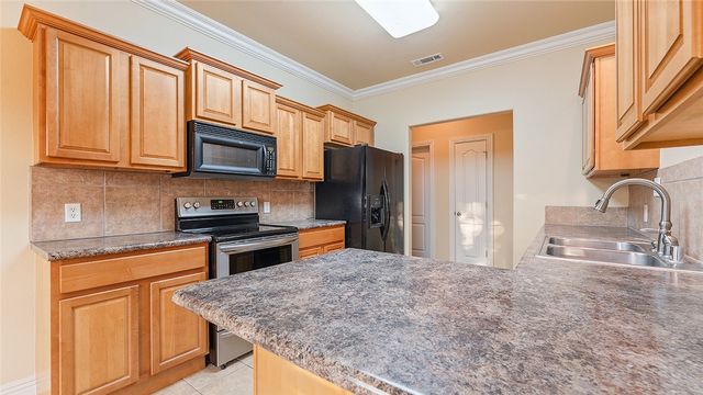 1573 N Cannondale Drive, Fayetteville, AR 72704