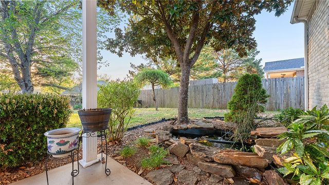 1573 N Cannondale Drive, Fayetteville, AR 72704