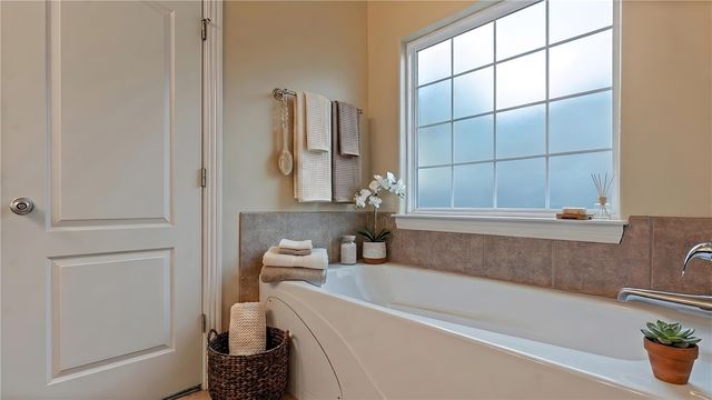 1573 N Cannondale Drive, Fayetteville, AR 72704