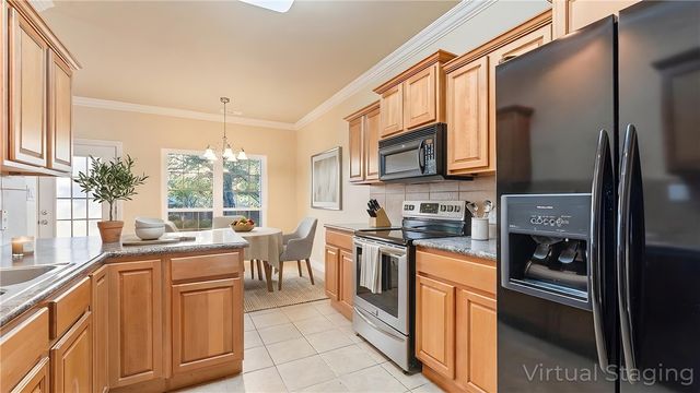 1573 N Cannondale Drive, Fayetteville, AR 72704