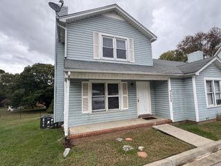 1039 Silver Point Dr, Murfreesboro, TN 37130