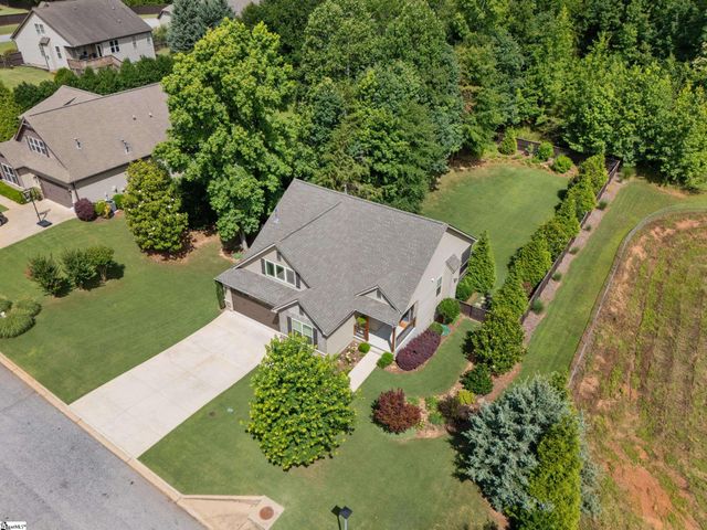 209 Crimson Glory Way, Travelers Rest, SC 29690