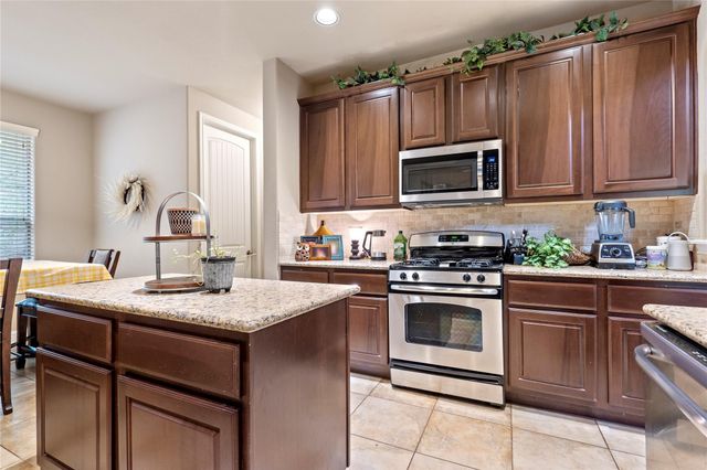 11125 Cherisse DR, Austin, TX 78739