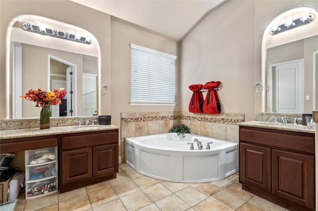 11125 Cherisse DR, Austin, TX 78739