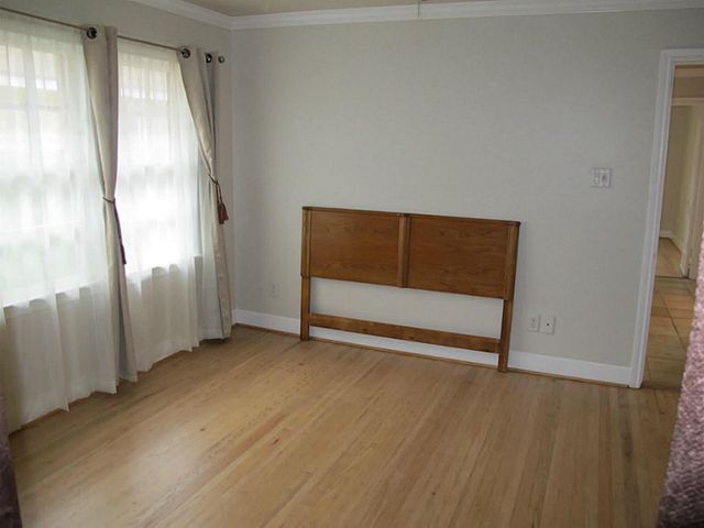 1221 Aurora Street, Houston, TX 77009