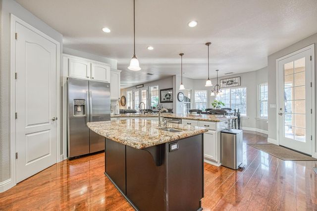 9855 Millerton Road, Clovis, CA 93619