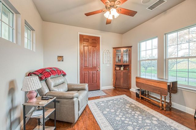 9855 Millerton Road, Clovis, CA 93619