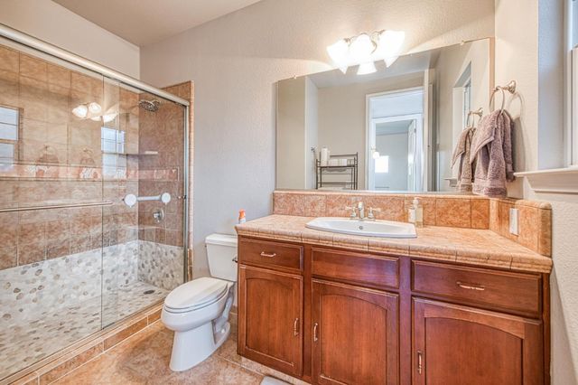 9855 Millerton Road, Clovis, CA 93619