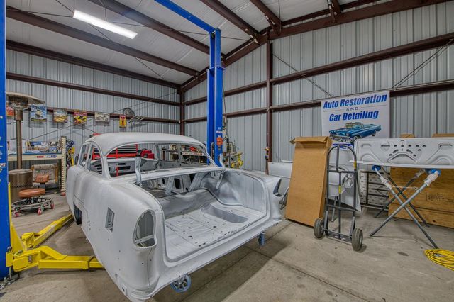 9855 Millerton Road, Clovis, CA 93619