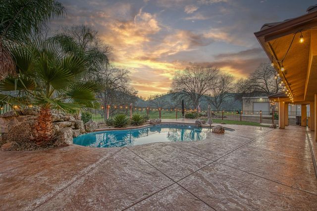 9855 Millerton Road, Clovis, CA 93619