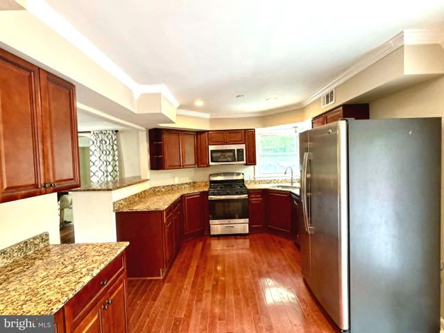 13608 CREEKSIDE, Silver Spring, MD 20904