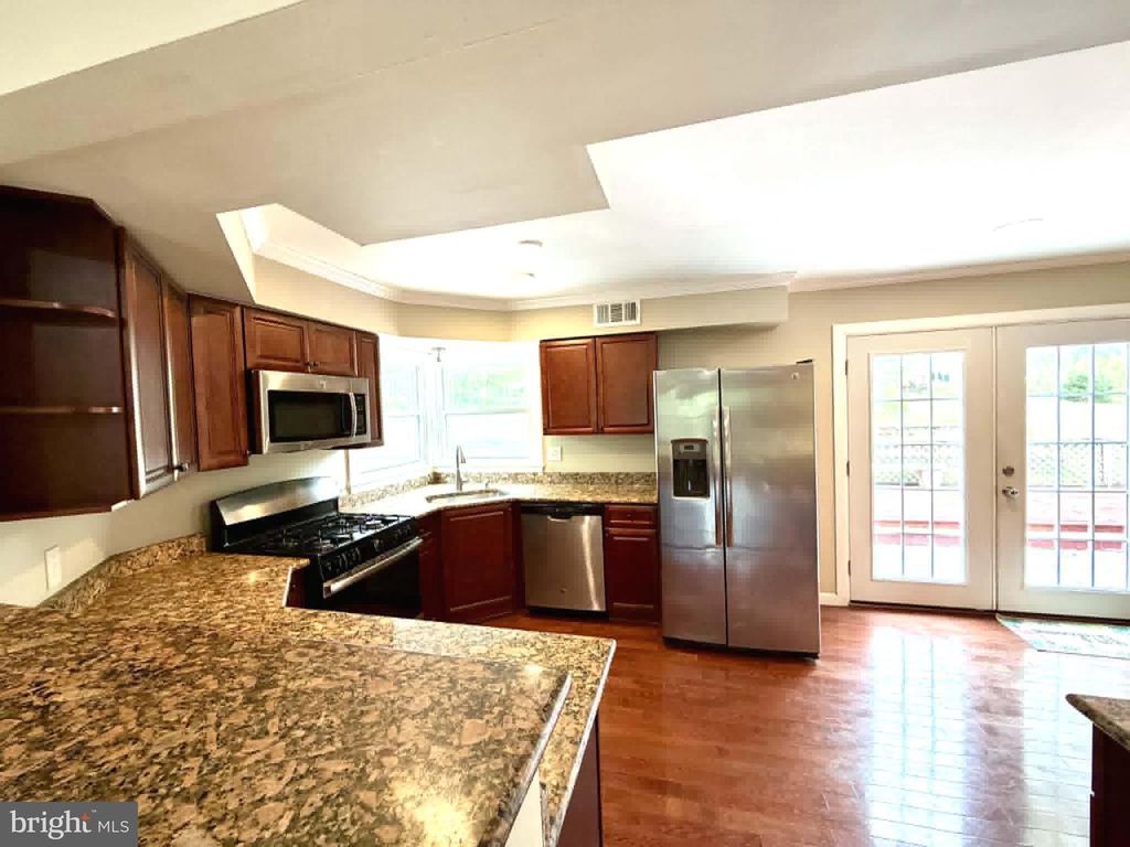 Image 12 of property listing at 13608 CREEKSIDE, Silver Spring, MD 20904