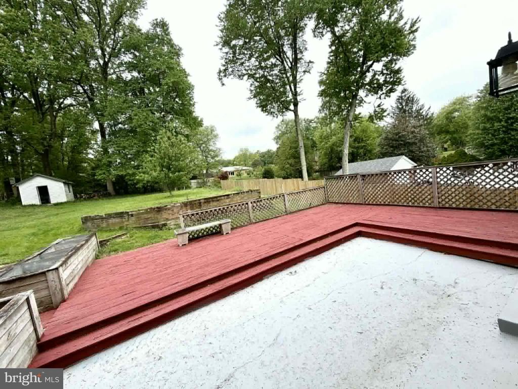 Image 42 of property listing at 13608 CREEKSIDE, Silver Spring, MD 20904