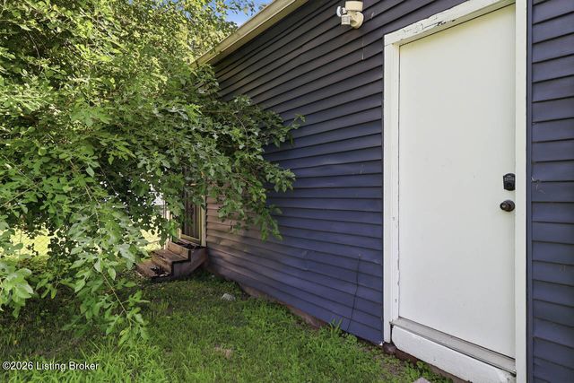 444 N 28th St, Louisville, KY 40212