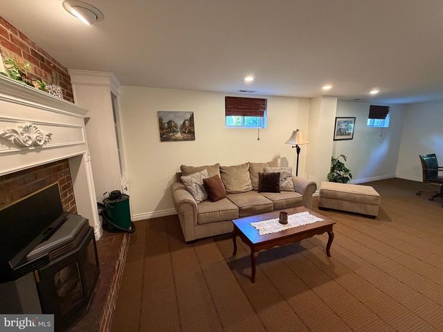 4709 BALLYGAR RD, Baltimore, MD 21236