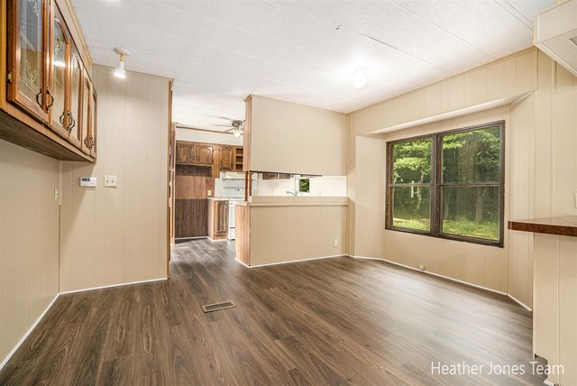 1066 Fisk Avenue, Morley, MI 49336