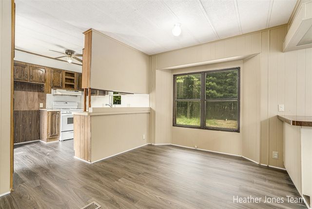 1066 Fisk Avenue, Morley, MI 49336