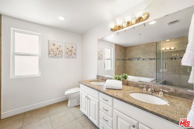 1135 Rexford Drive 302, Los Angeles, CA 90035