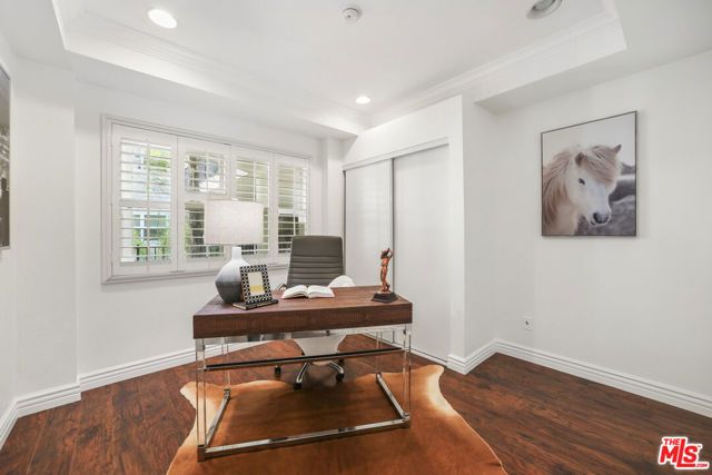 1135 Rexford Drive 302, Los Angeles, CA 90035
