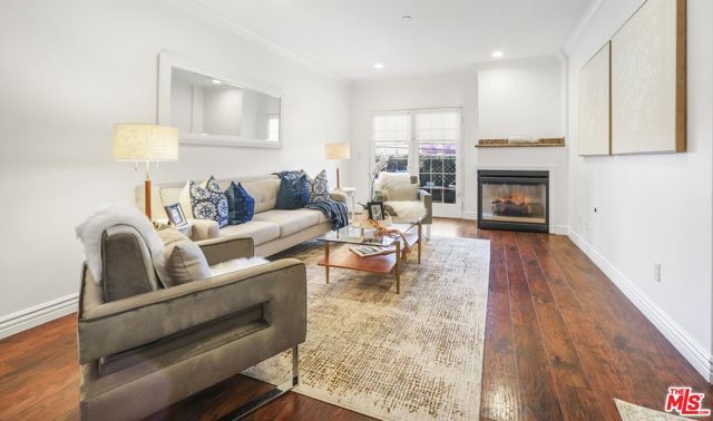 1135 Rexford Drive 302, Los Angeles, CA 90035