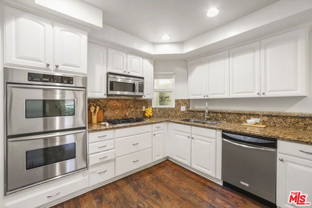 1135 Rexford Drive 302, Los Angeles, CA 90035
