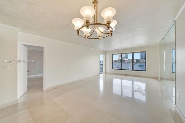 200 Golden Isles Dr 203, Hallandale Beach, FL 33009