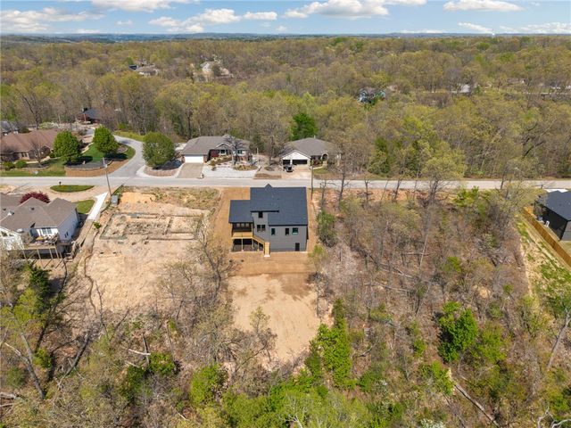 25 Cullen Hills Drive, Bella Vista, AR 72715