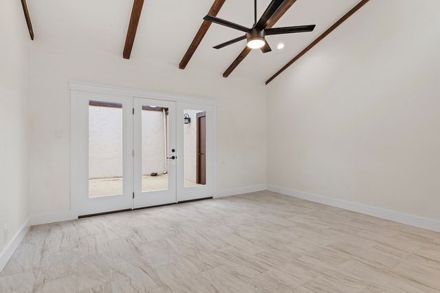 362 Englewood Dr, Kerrville, TX 78028