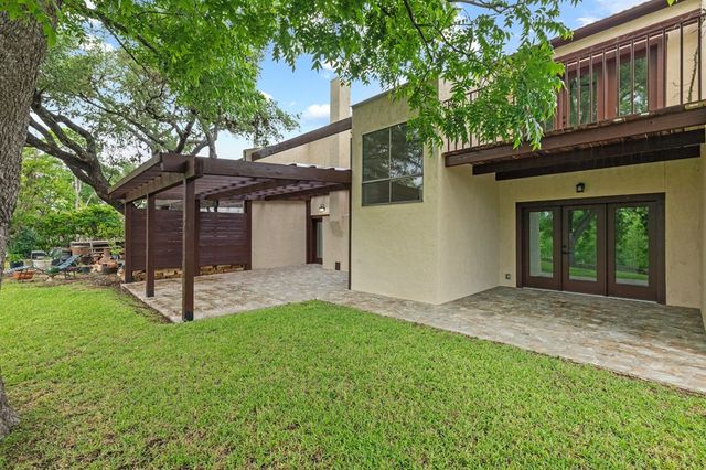 362 Englewood Dr, Kerrville, TX 78028
