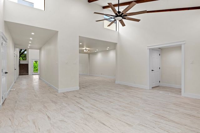 362 Englewood Dr, Kerrville, TX 78028