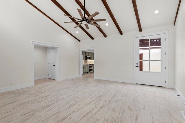 362 Englewood Dr, Kerrville, TX 78028