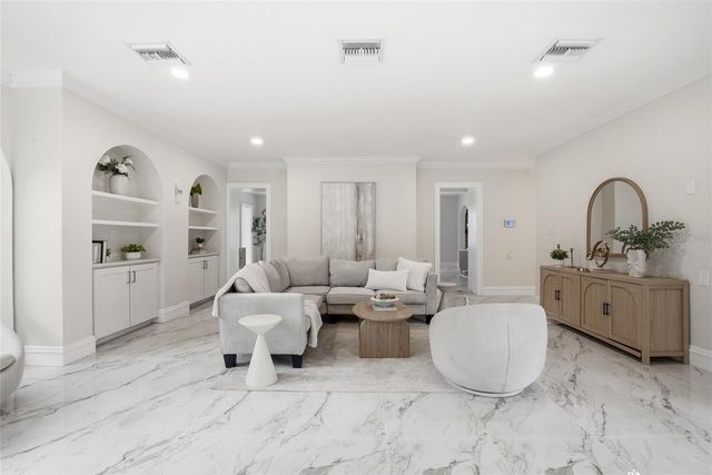 190 BOSPHOROUS AVENUE, Tampa, FL 33606