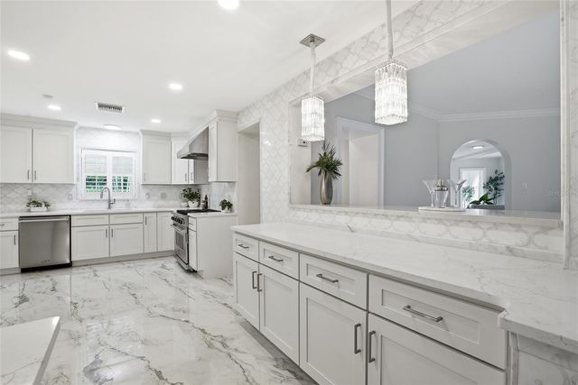 190 BOSPHOROUS AVENUE, Tampa, FL 33606