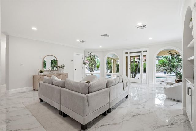 190 BOSPHOROUS AVENUE, Tampa, FL 33606
