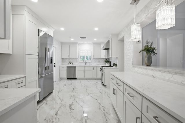 190 BOSPHOROUS AVENUE, Tampa, FL 33606