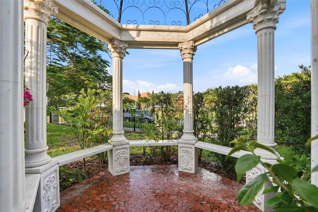 190 BOSPHOROUS AVENUE, Tampa, FL 33606