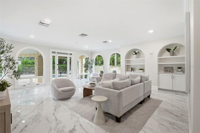 190 BOSPHOROUS AVENUE, Tampa, FL 33606