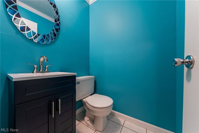 68 Landings Way, Avon Lake, OH 44012
