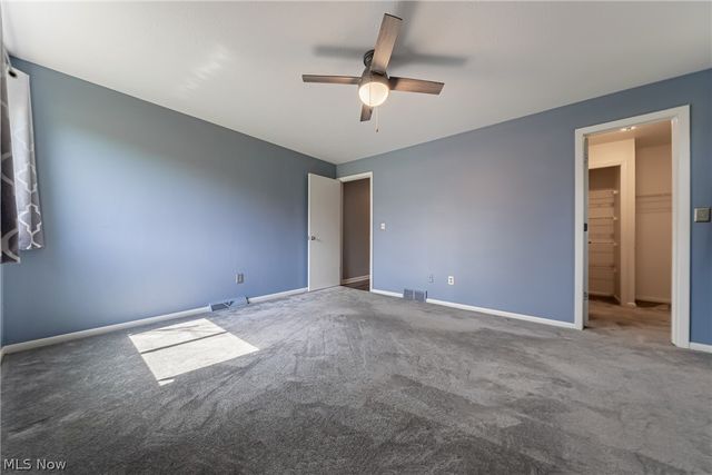 68 Landings Way, Avon Lake, OH 44012