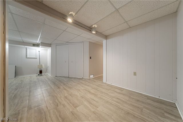 68 Landings Way, Avon Lake, OH 44012