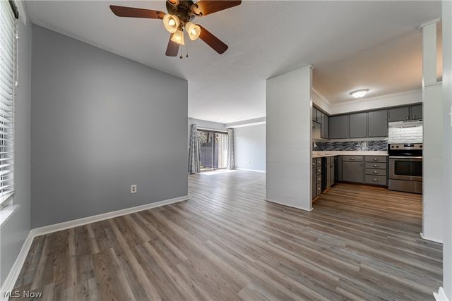 68 Landings Way, Avon Lake, OH 44012